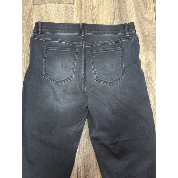 SPANX VINTAGE BLACK Wash STRAIGHT Leg pull-on Jeans #20355R-Size LARGE - Picture 9 of 11